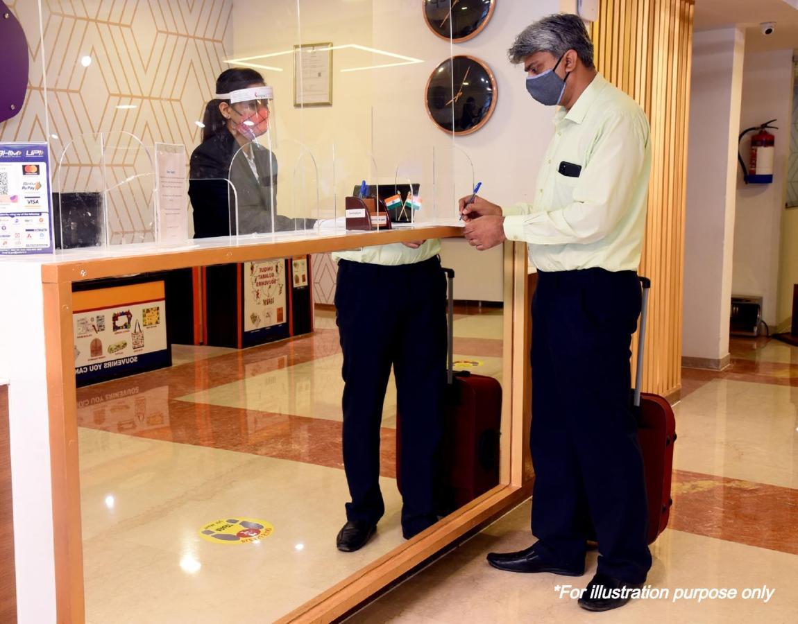 كانبور Oyo 4956 Hotel Maharaja Palace المظهر الخارجي الصورة