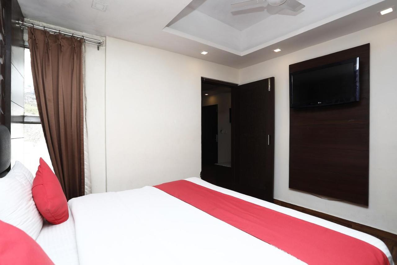 كانبور Oyo 4956 Hotel Maharaja Palace المظهر الخارجي الصورة