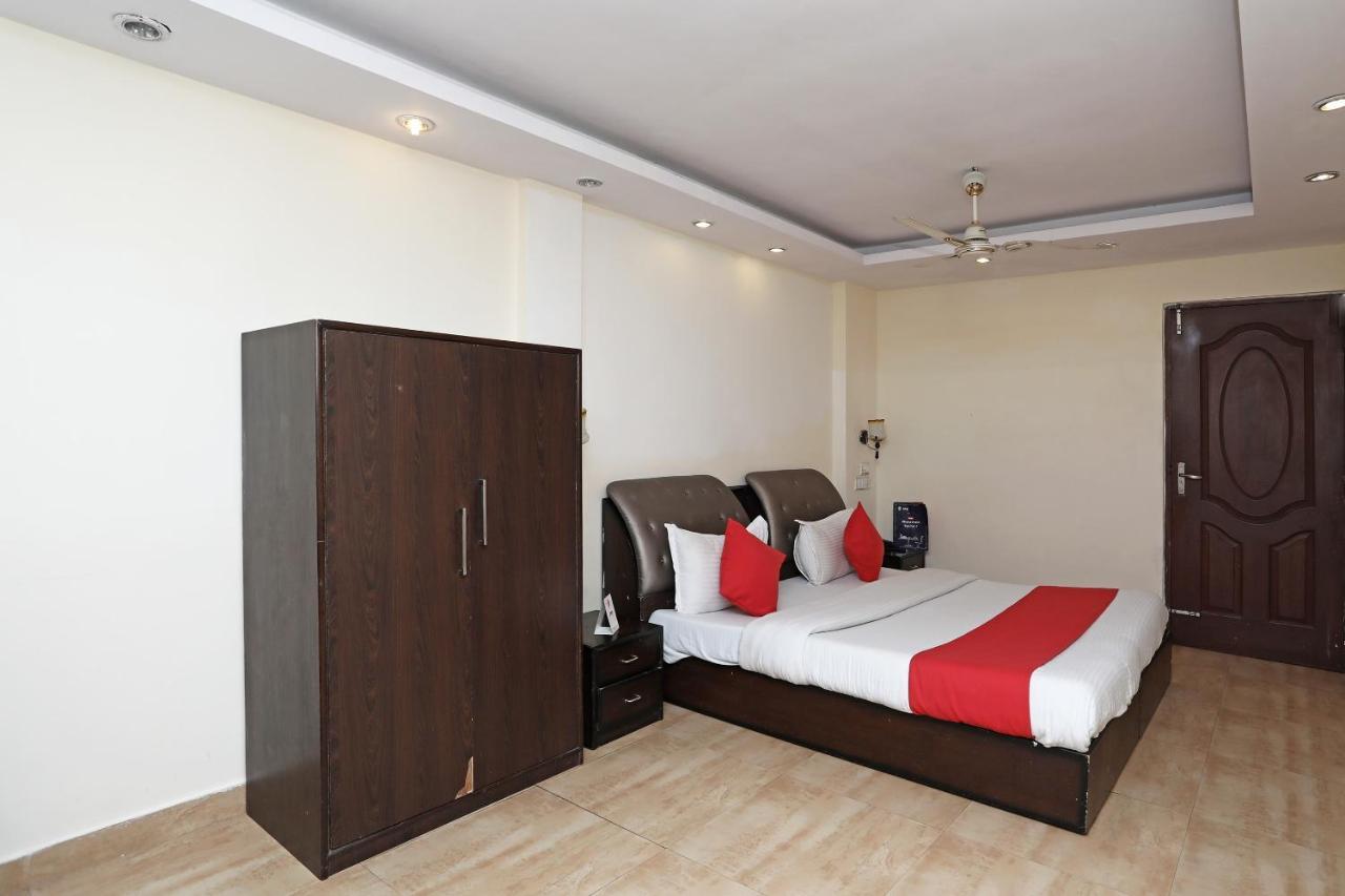 كانبور Oyo 4956 Hotel Maharaja Palace المظهر الخارجي الصورة