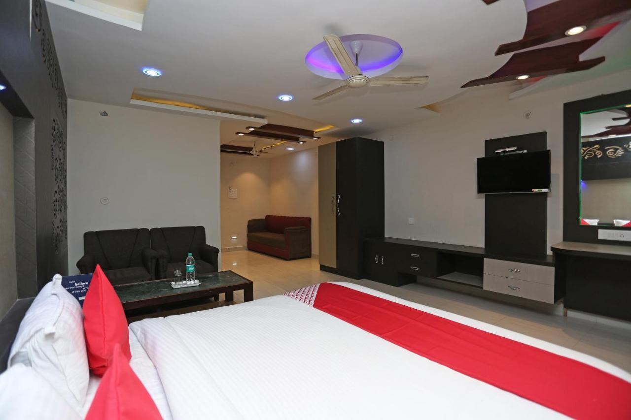 كانبور Oyo 4956 Hotel Maharaja Palace المظهر الخارجي الصورة